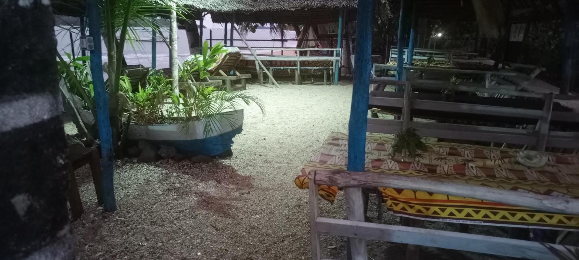 Piscine Bimoko Hotel Nosy Be Exterior photo